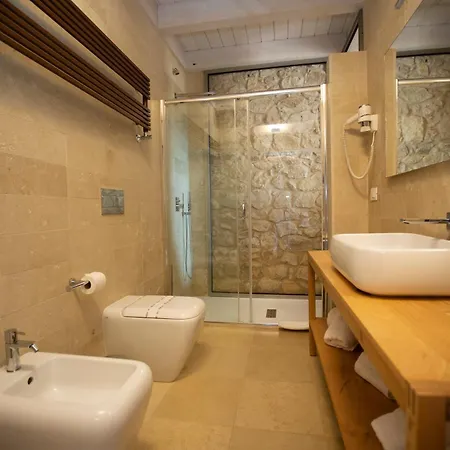 Ballium Luxury Relais Avola Exterior photo