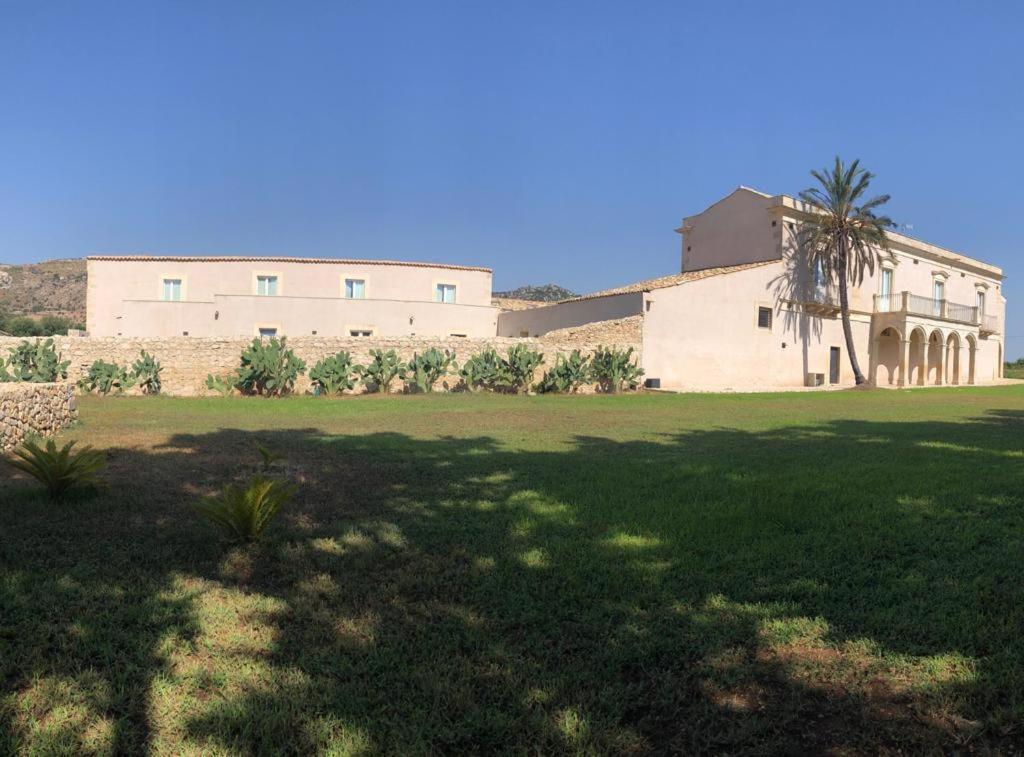 Ballium Luxury Relais Farm stay Avola