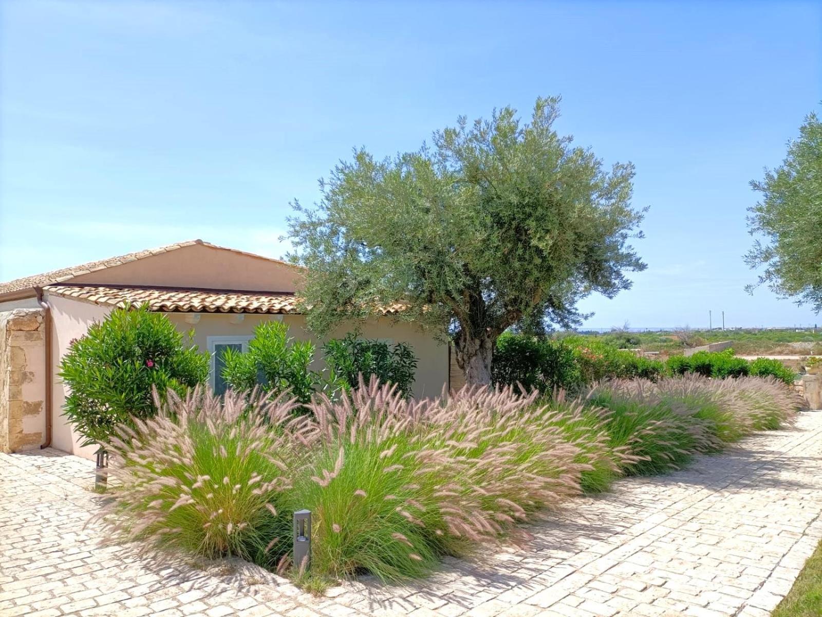 Ballium Luxury Relais Farm stay Avola