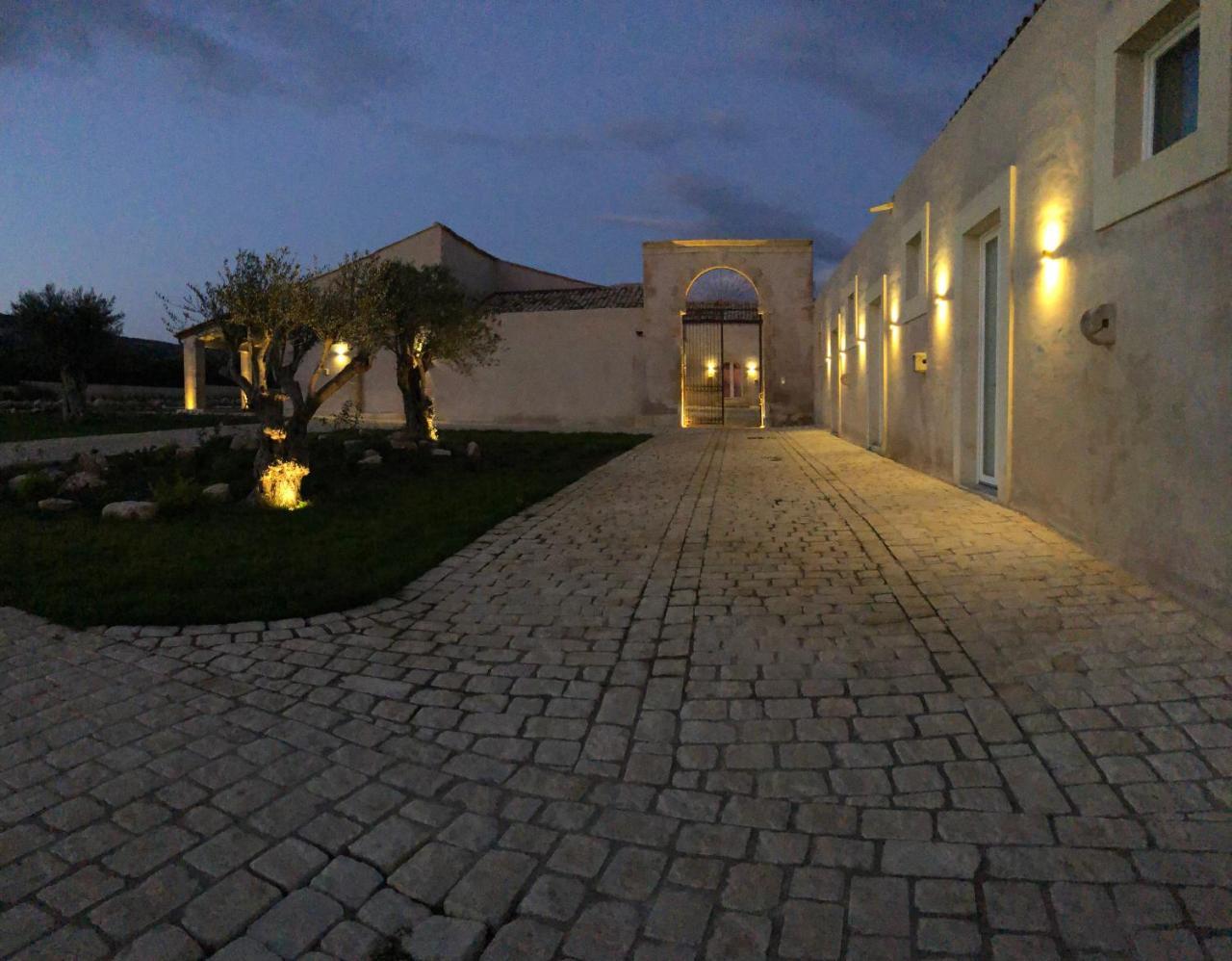 Ballium Luxury Relais * Avola