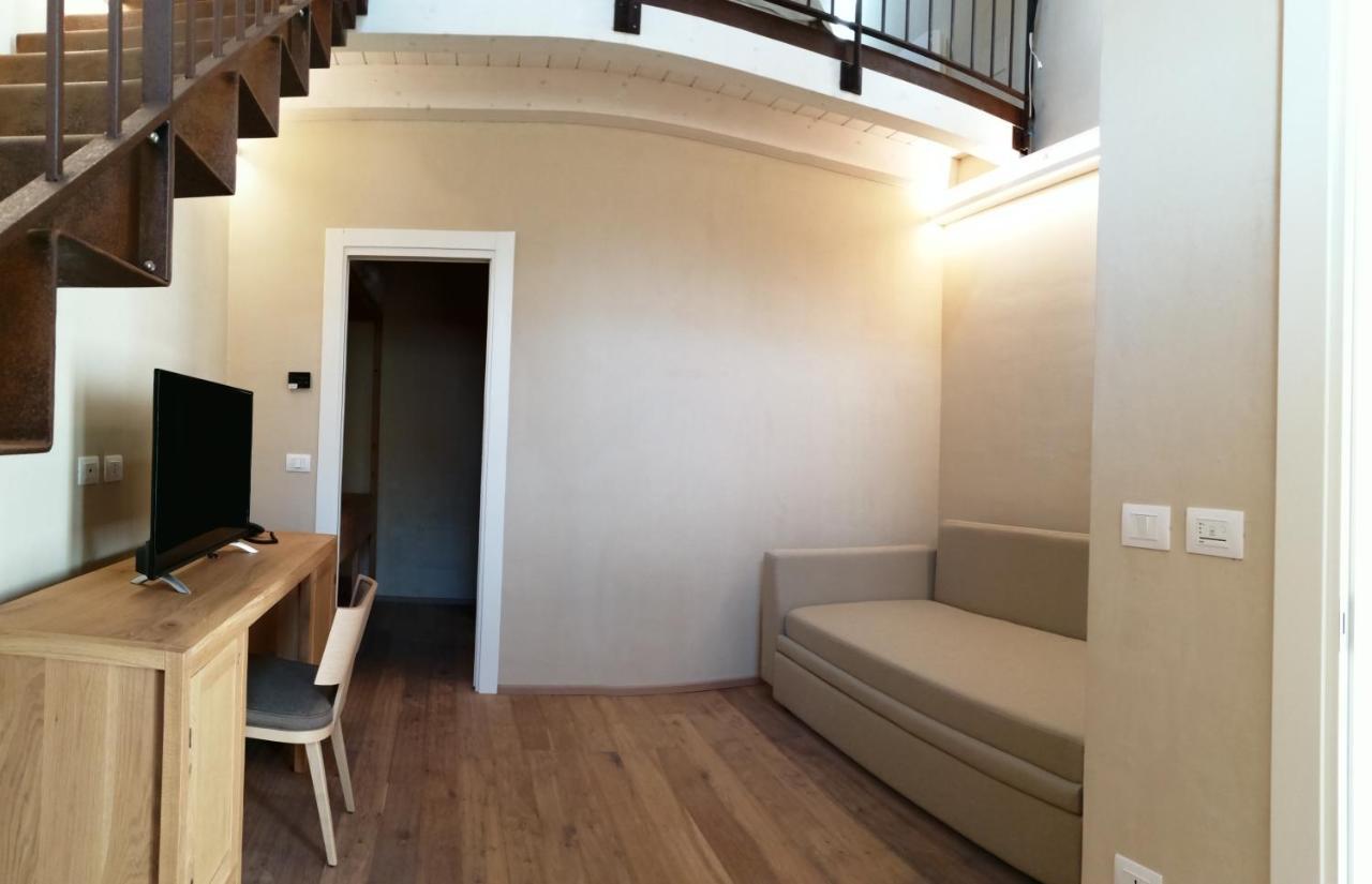Farm stay Ballium Luxury Relais Avola