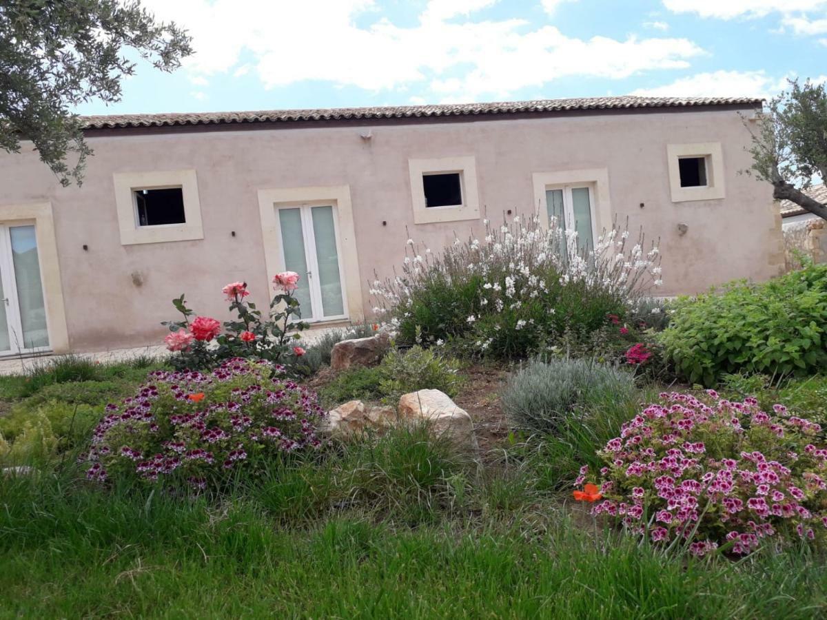Ballium Luxury Relais Farm stay Avola